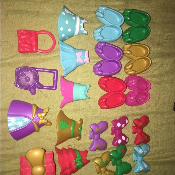 Minnie Mouse Dress Up Doll Play Set - Picture 3 of 3